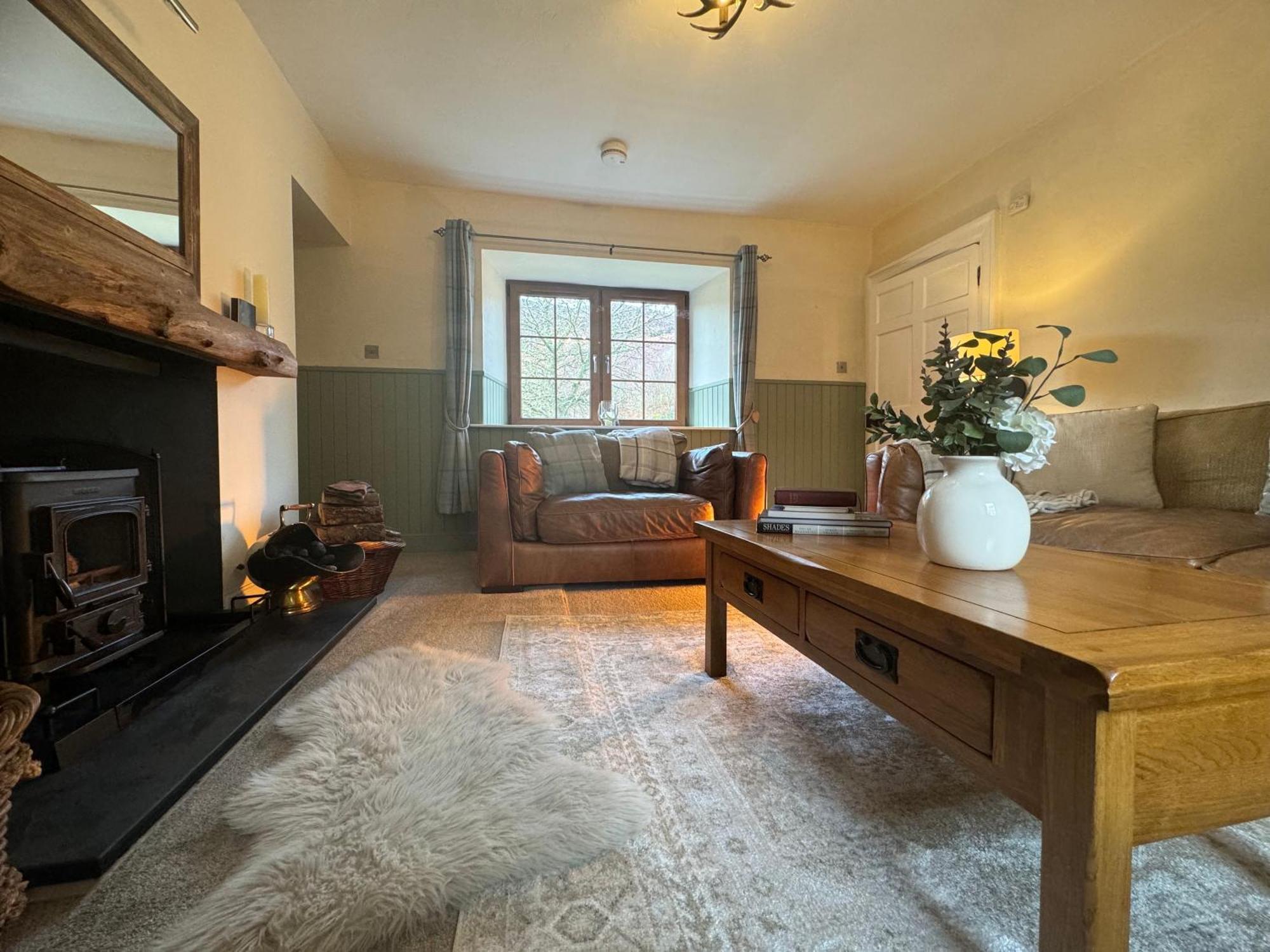 Rosemount Cottage One- Highland Cottage Garve Buitenkant foto