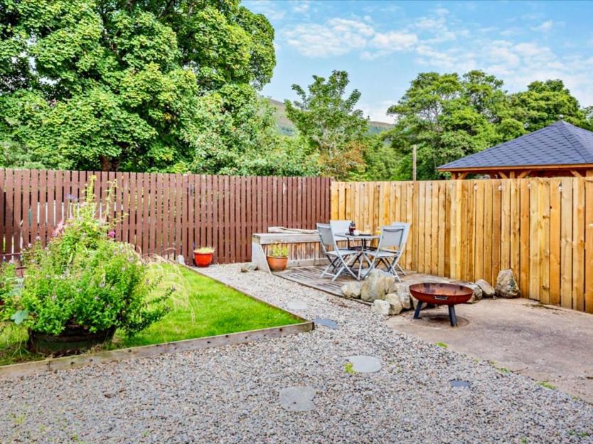 Rosemount Cottage One- Highland Cottage Garve Buitenkant foto