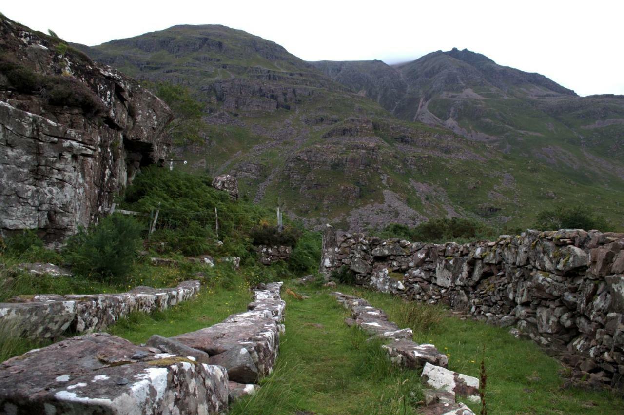 Rosemount Cottage One- Highland Cottage Garve Buitenkant foto
